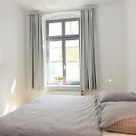 Brise Schering App 02 Apartamento *